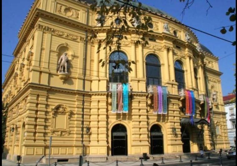 Dom Square-Centrum-Free Parking Apartment Szeged Exterior photo